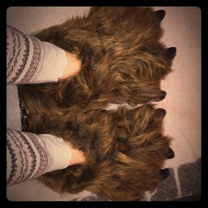 😍🌄FUZZY BEAR SLIPPERS🌄😍